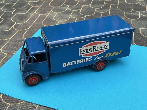 Dinky toys 918 guy - dinky, no.918..guy