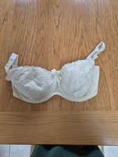 Pale Lemon Yellow Bravissimo