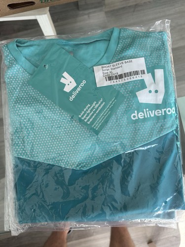 Deliveroo short sleeve base - deliveroo,