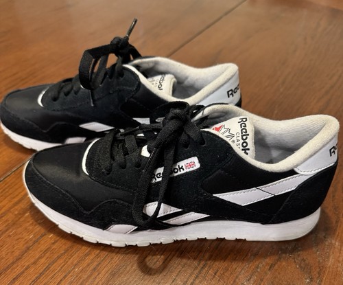 Women reebok classic black - women’s,