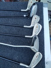 6 MIX MITSUSHIBA OVERSIZE JR TOUR IRON, WARMER AND JR MITSUSUSHIBA GOLF BAG. 