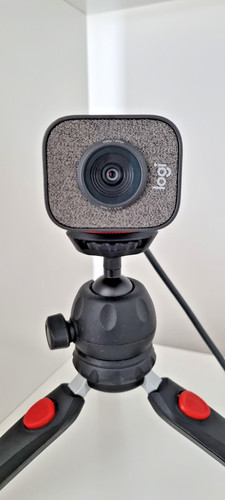Logitech streamcam 1080p 60fps - logitech,