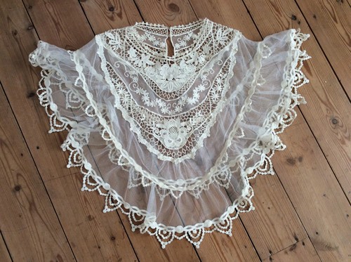 Victorian style lace shoulder - victorian-style,