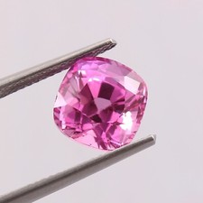 AAA Beautifull Natural Ceylon