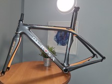 CLASSIC DE Rosa merak Carbon