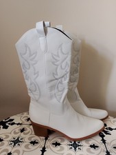 Women's Size 8 White