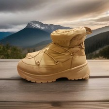 Bench Boots Size 8 uk 41 EU