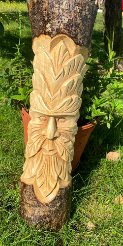 Stunning green man log 50cm - green,
