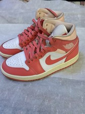 Nike Air Jordan 1 Mids Strawberrys & Creams Kids 3uk