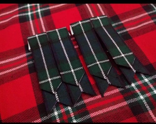 Men kilt flashes modern - flashes,