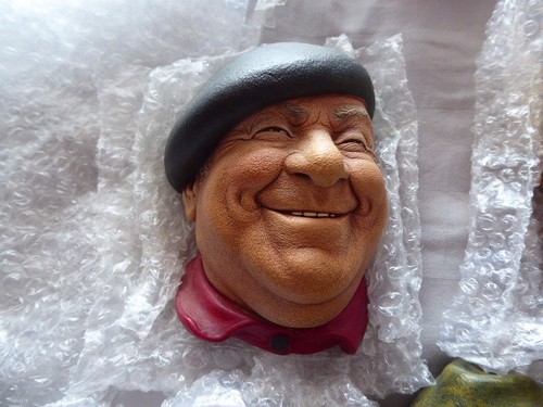 Bosson chalkware head - chalkware,