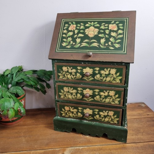Small desk dressing table - dressing,
