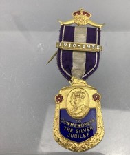 1910-1935 SILVER JUBILEE GEORGE FIFTH ENAMEL MEDALLION *VINTAGE*
