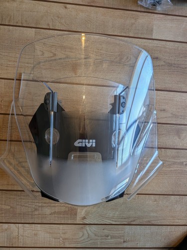 Suzuki strom 1050 givi - suzuki, v