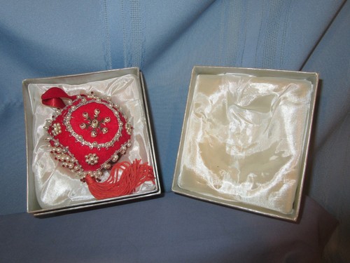 Vintage beaded sequin ornament - vintage,