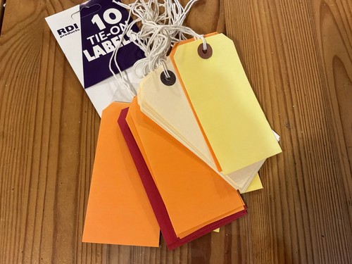 Pack stringed tags - pack, 10