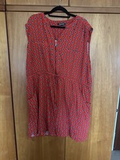 Bonmarche red flower Floral