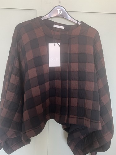 Bnwt women quilted checked - women’s,