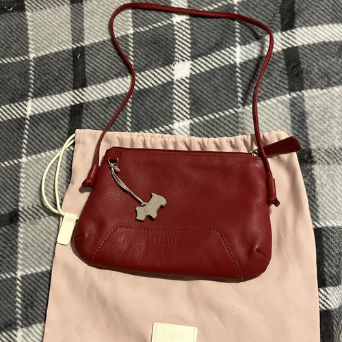 Radley red pebbled - red,