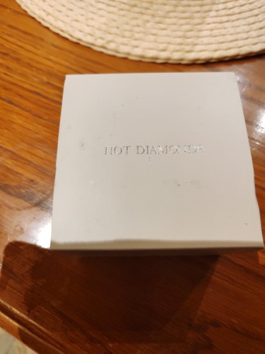 Hot diamonds jewelry gift - diamonds,