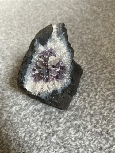 Large raw amethyst 649g - large,
