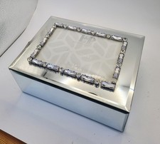 Mirrored Multi Crystal Photo