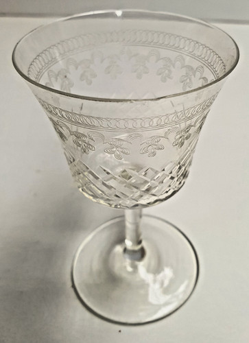 Pall mall lady - pall, hamilton