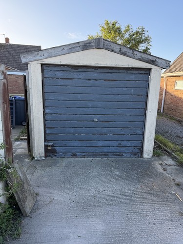 Pre fabricated sectional apex - ,