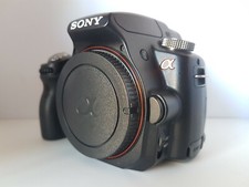 Sony Alpha SLT-A33 14.2MP