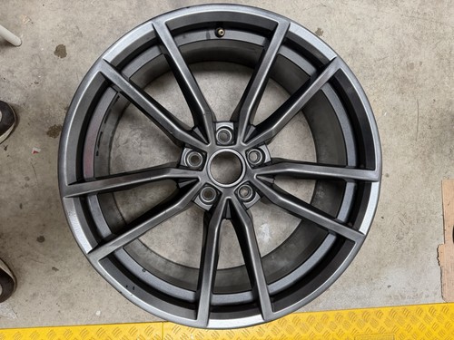 Genuine volkswagen golf - genuine, r