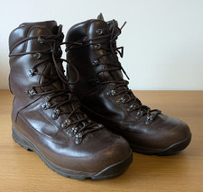 Altberg Defender Brown Leather