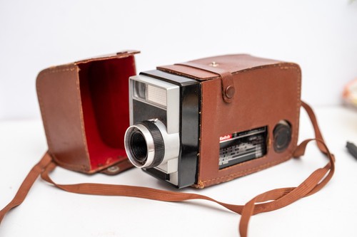 Vintage kodak 8mm - f/1.9,