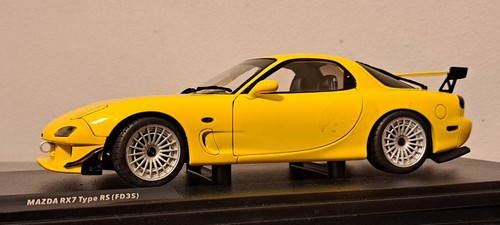 Scale 1994 mazda 7 rs - 1/18,