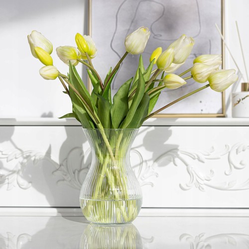 Clear glass vase 18cm tall - glass,