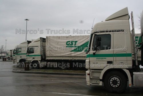 Truck photo mercedes benz - truck,