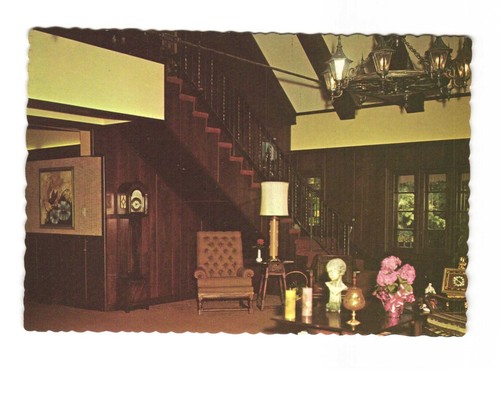 Spacious reception room house - room,