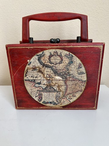 Vintage lady london purse wood - vintage,