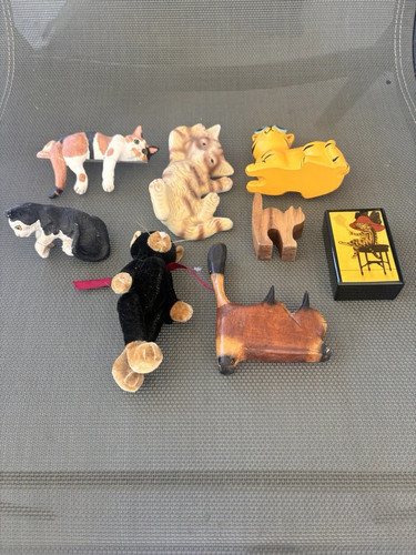 Vintage lot cat figurines - cat,