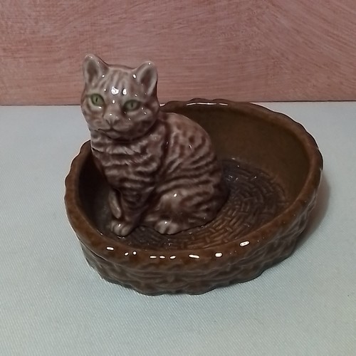 Wade tabby cat - wade.", in