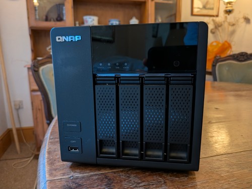 Qnap 469l bay nas - ts-469l, 4-bay