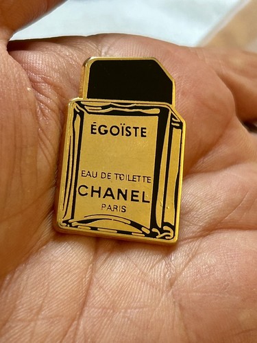 Authentic parfums chanel pin - parfums,