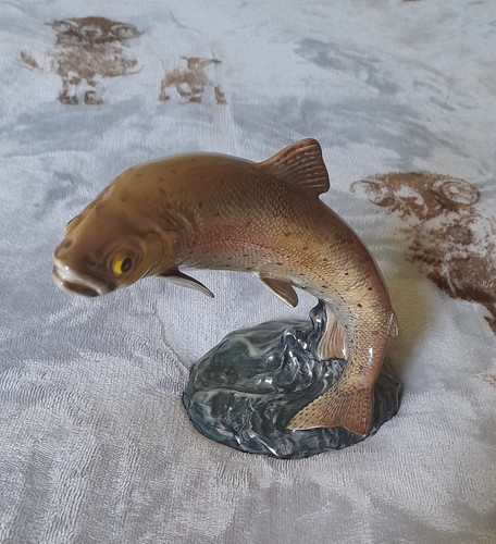 Vintage 1960s beswick leaping - 1960s,