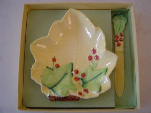 Carlton ware yellow - carlton,