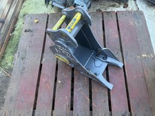 Strickland digging bucket - 9”,
