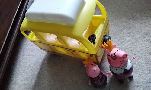 Peppa pig campervan - peppa,