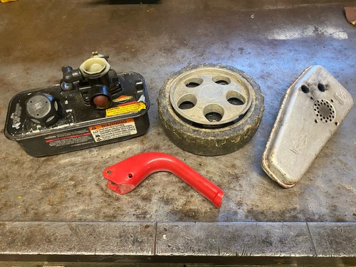 Briggs stratton mountfield - briggs, &