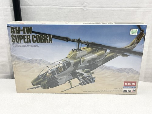 Academy scale 1w - 1/35, super
