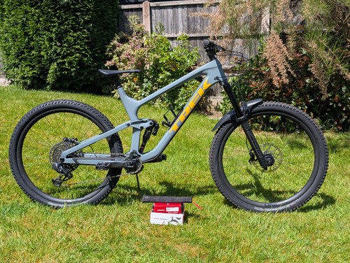 2025 trek slash gx - 9.8,