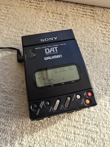 Sony tcd dat - sony, tcd-d3
