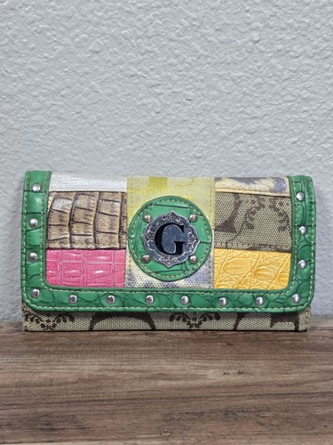Vtg guess multi - multi, wallet